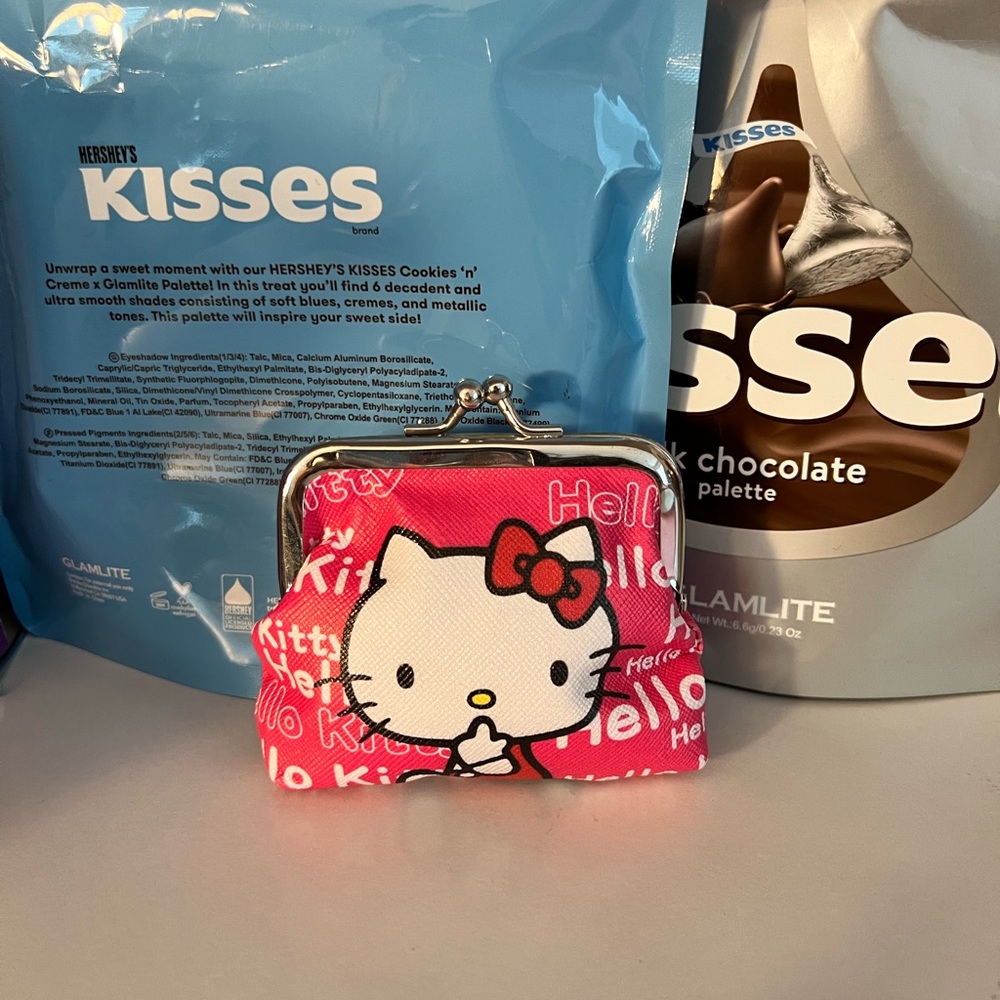Hello kitty coin pouch